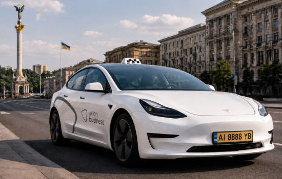 Работа в такси на Tesla: почему это выгоднее?